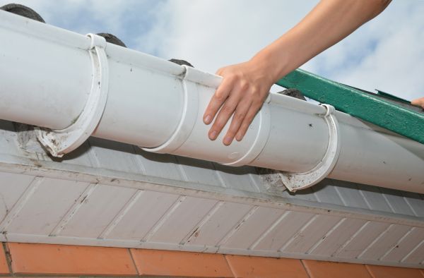 Gutter Reattachment in Zebulon